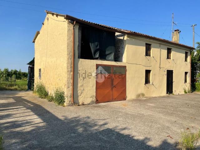 Rustico in vendita a Agugliaro, Veneto
