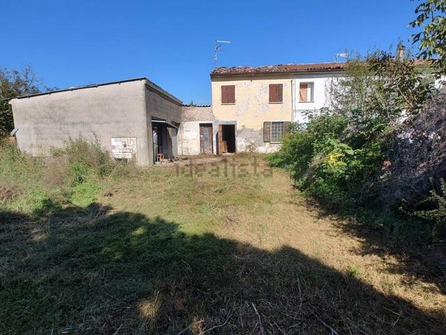 Rustico in vendita a Pegognaga, Lombardia