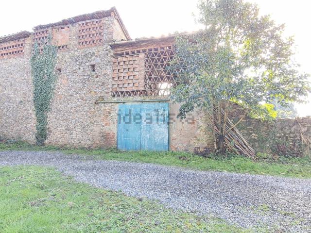 Rustico in vendita a Bagni Di Lucca Ponte, Toscana