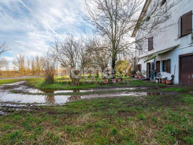 Rustico in vendita a Pratofontana, Re