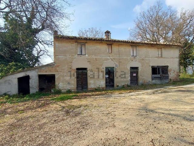 Rustico in vendita a Fornace, Mondavio