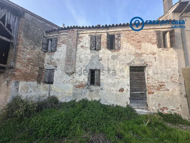 Rustico in vendita a Lendinara, Veneto
