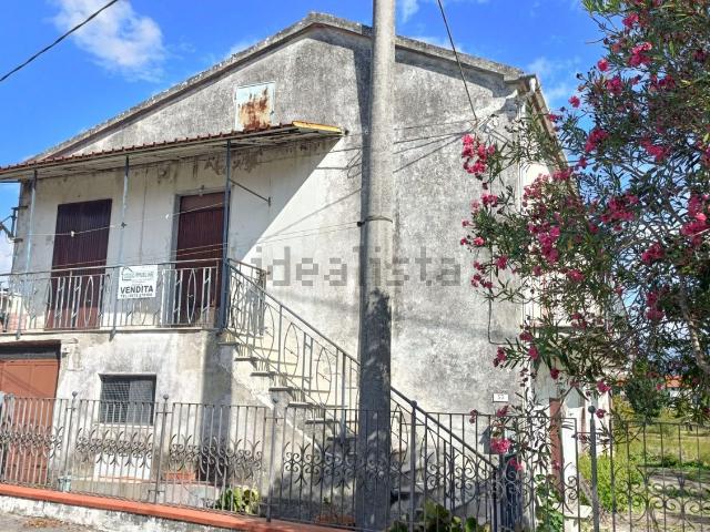 Rustico in vendita a Bivio di Acquavella, Casal Velino Marina