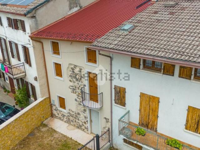 Rustico in vendita a Vestenanova, Veneto