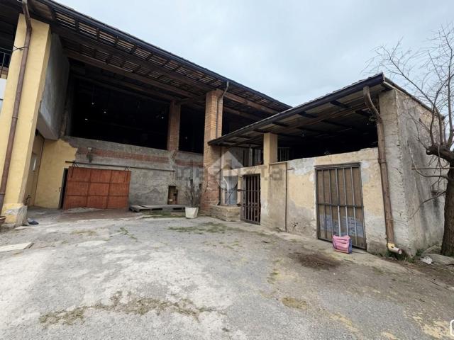 Rustico in vendita a Calcinato, Lombardia