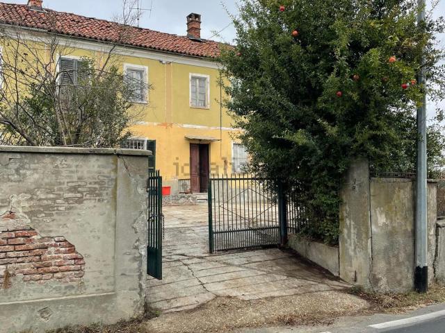 Rustico in vendita a Piemonte, Asti