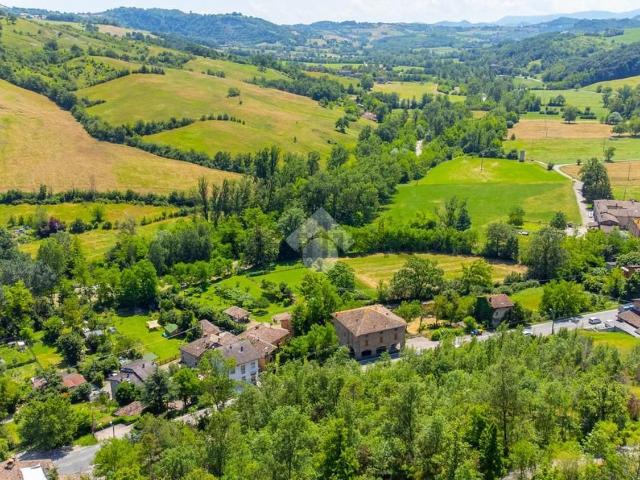 Rustico in vendita a Tresinaro - Secchia, Re