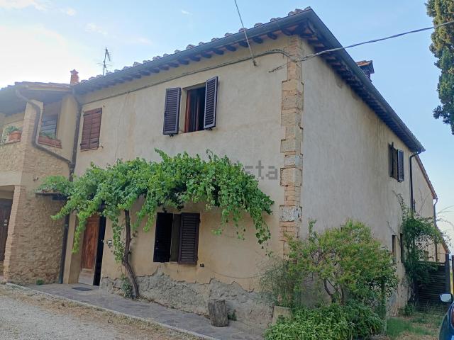 Rustico in vendita a Collemucioli, San Gimignano