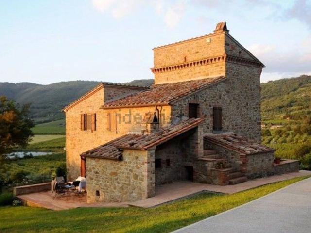 Rustico in vendita a Passignano Sul Trasimeno, Umbria