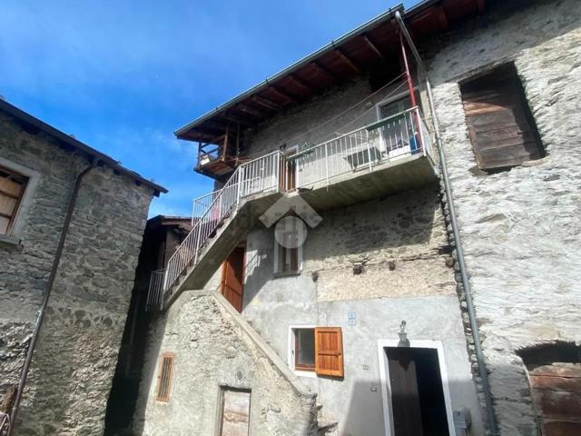 Rustico in vendita a Cercino, Lombardia