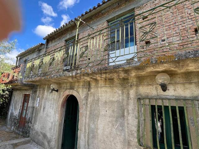 Rustico in vendita a Casalvecchio Siculo, Sicilia
