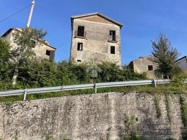 Rustico in vendita a Casalvieri, Lazio