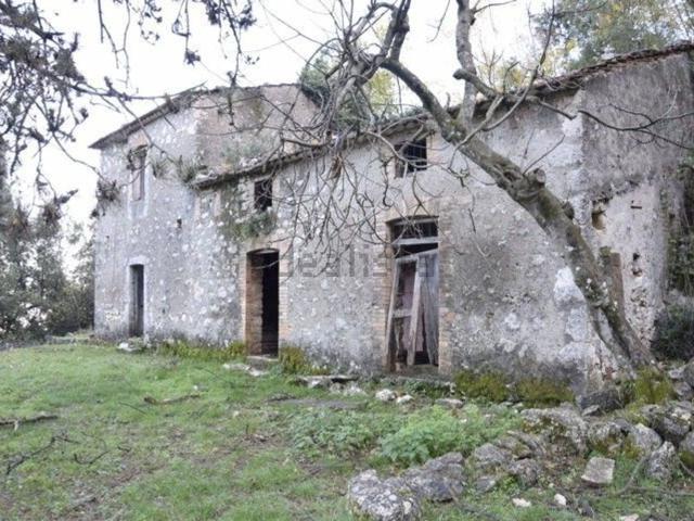Rustico in vendita a Esperia, Lazio