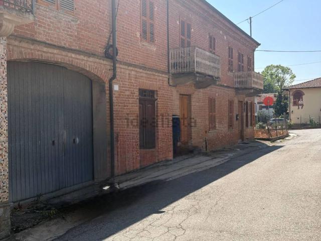Rustico in vendita a Scandeluzza, Montiglio Monferrato