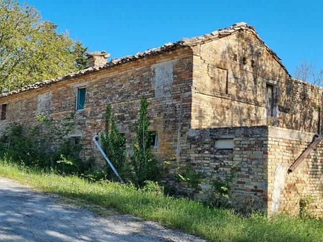 Rustico in vendita a Marche, Macerata
