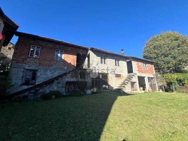 Rustico in vendita a Cremia, Lombardia