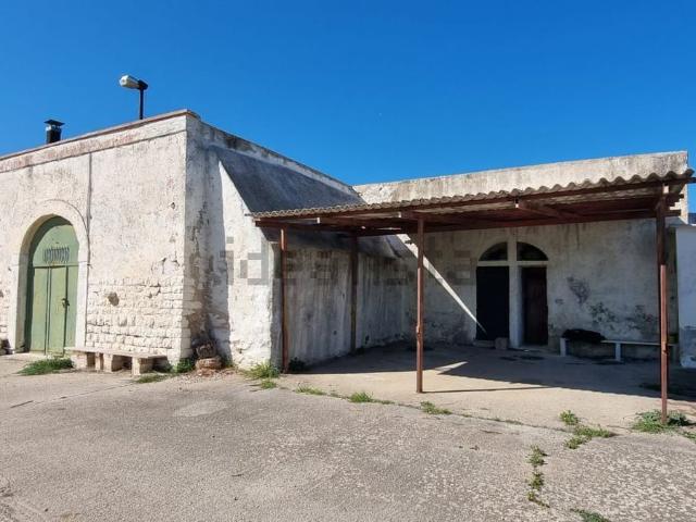 Rustico in vendita a Puglia, Barletta-andria-trani