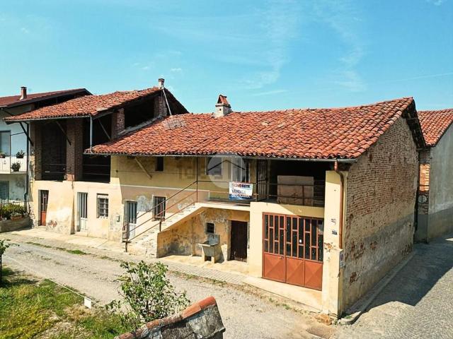 Rustico in vendita a Trinità, Cuneo