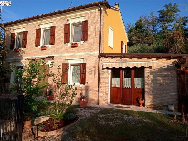 Rustico in vendita a Marche, Pesaro E Urbino