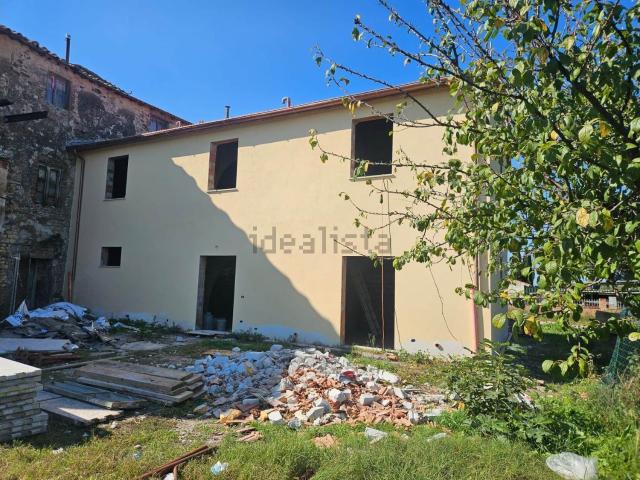 Rustico in vendita a Venturina Terme, Campiglia Marittima