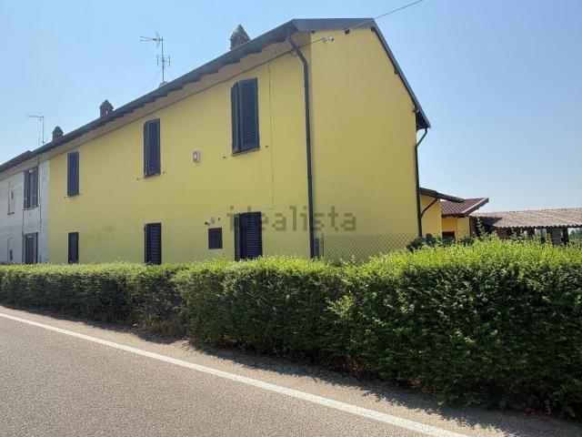 Rustico in vendita a Gambolò, Pavia