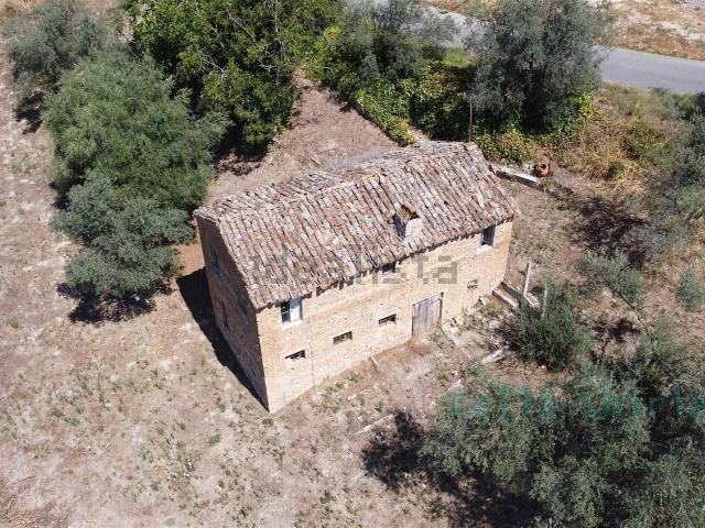 Rustico in vendita a Marche, Fermo