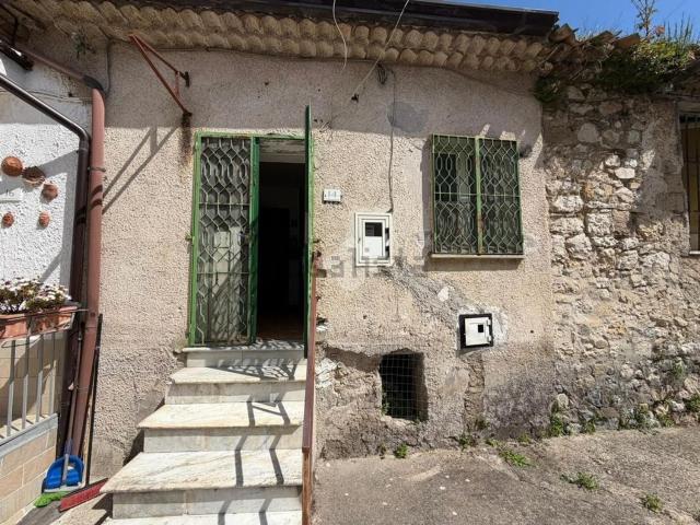 Rustico in vendita a Pannarano, Campania