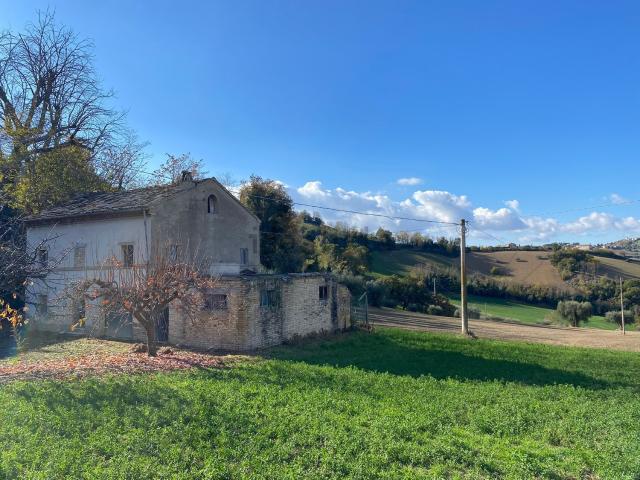 Rustico in vendita a Marche, Fermo