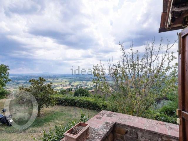 Rustico in vendita a Tavarnelle-Sant'Eusebio, Cortona