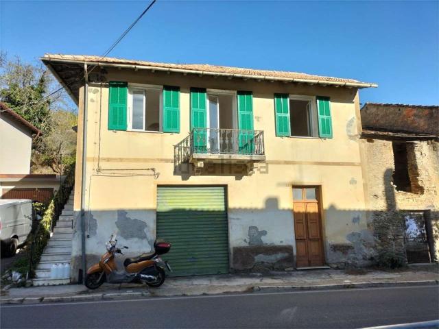 Rustico in vendita a Onzo, Liguria