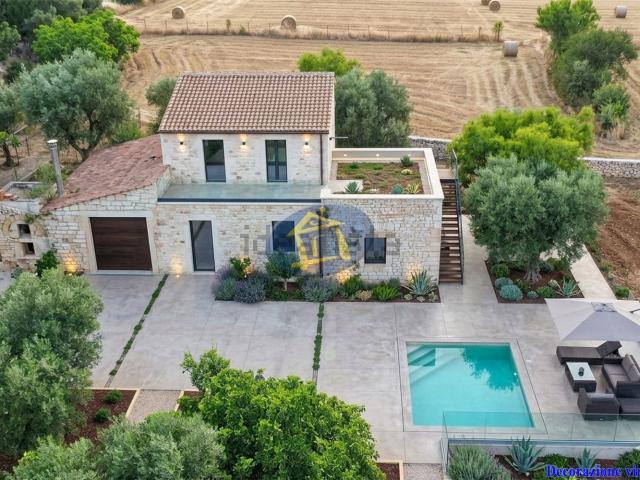 Rustico in vendita a Pin-Pen, Puglia