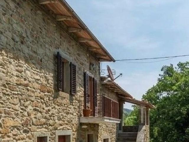 Rustico in vendita a Cortona, Arezzo