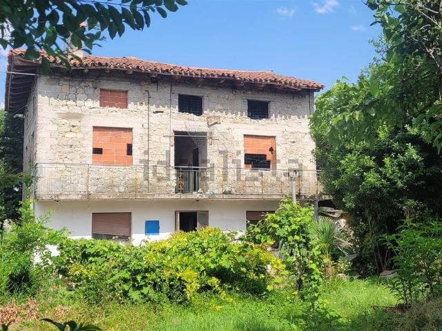 Rustico in vendita a Martignacco, Friuli-Venezia Giulia