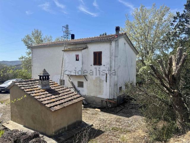 Rustico in vendita a Montecatini Val Di Cecina, Toscana