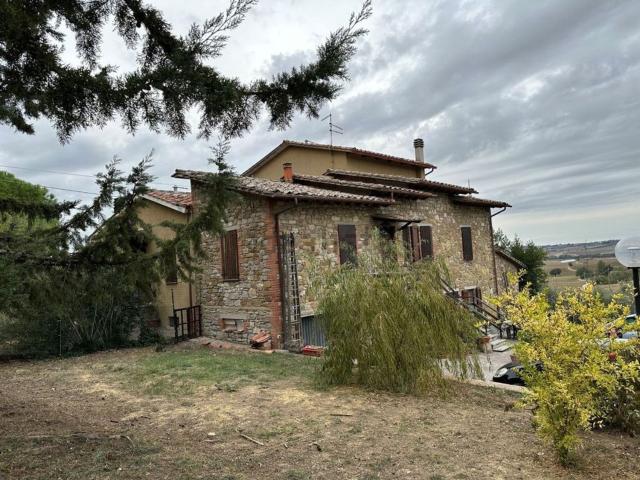 Rustico in vendita a Caselle, Paciano