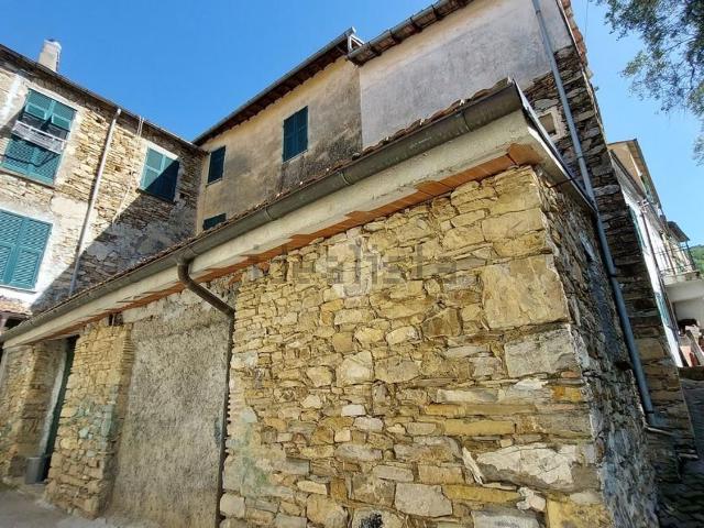 Rustico in vendita a Pietrabruna, Liguria