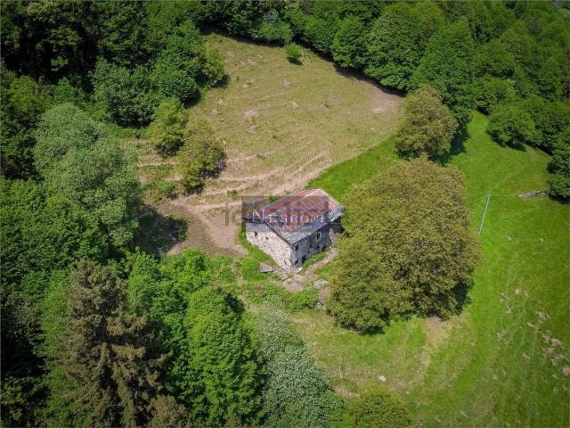 Rustico in vendita a Gandellino, Lombardia