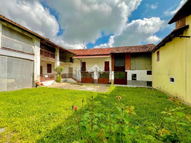 Rustico in vendita a Piemonte, Asti