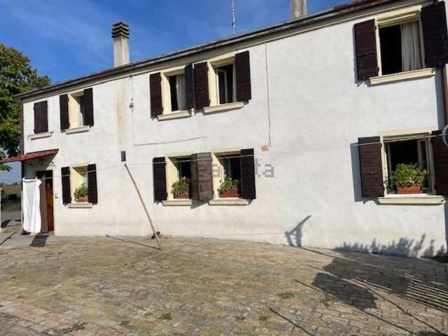 Rustico in vendita a Taglio Di Po, Veneto