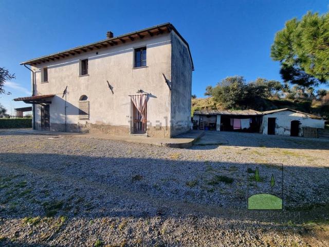 Rustico in vendita a Montopoli In Val D'arno, Toscana