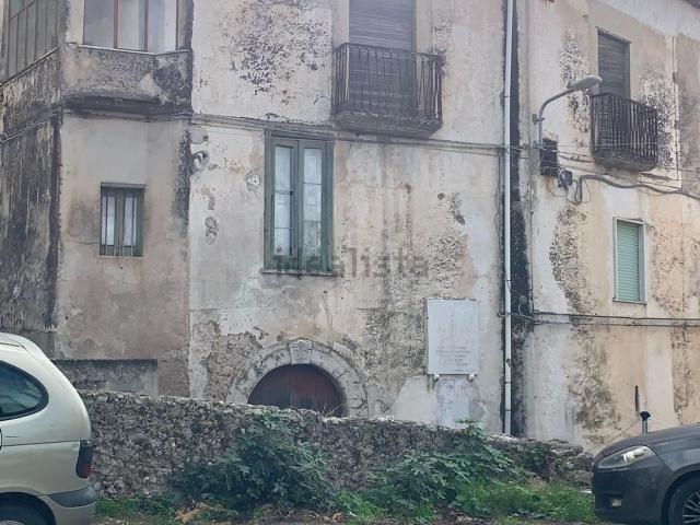 Rustico in vendita a Olevano sul Tusciano, Salitto