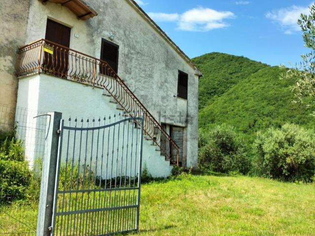 Rustico in vendita a Marche, Macerata