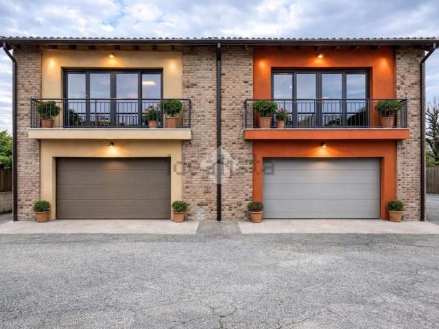Rustico in vendita a Azzano San Paolo, Lombardia
