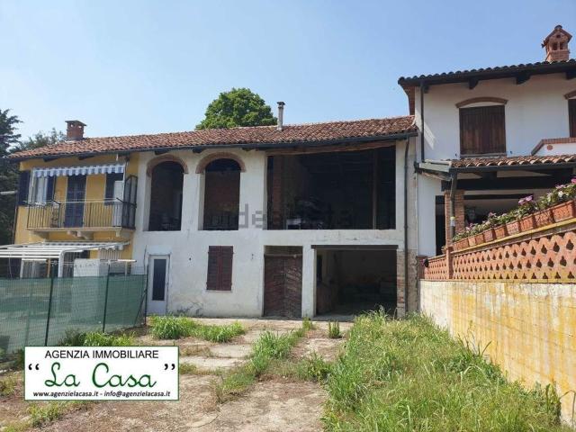 Rustico in vendita a Piemonte, Asti
