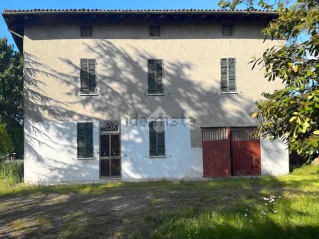 Rustico in vendita a Budrio, Reggio Emilia