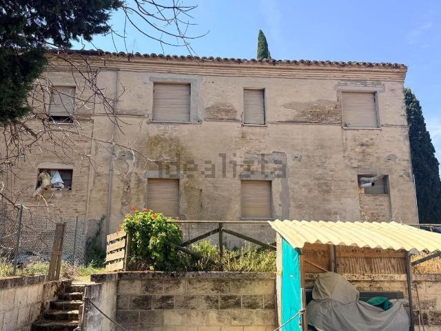 Rustico in vendita a Marche, Macerata