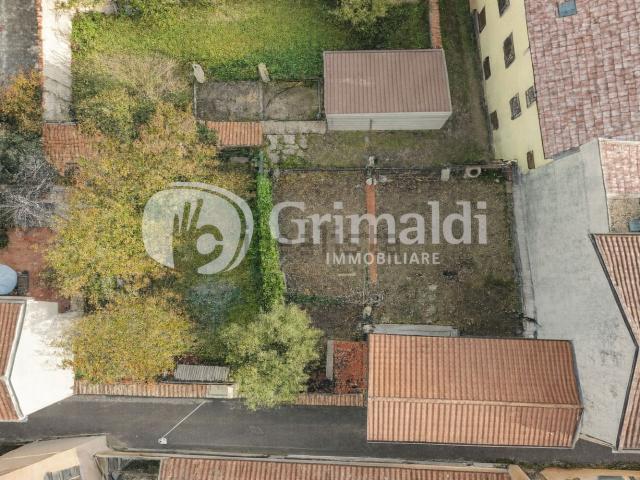 Rustico in vendita a Agrate Brianza, Lombardia