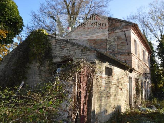 Rustico in vendita a Via Sicilia, Marche