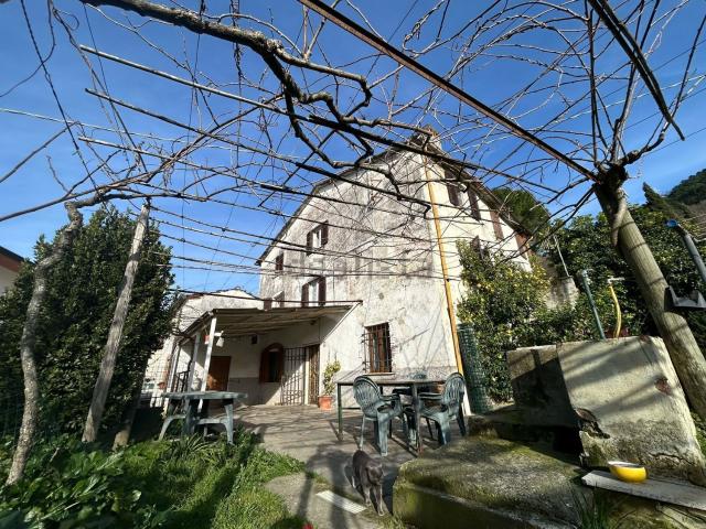 Rustico in vendita a Cà della Vacca, Castelnuovo Magra