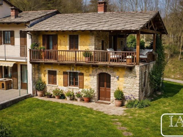 Rustico in vendita a Famolasco, Piemonte
